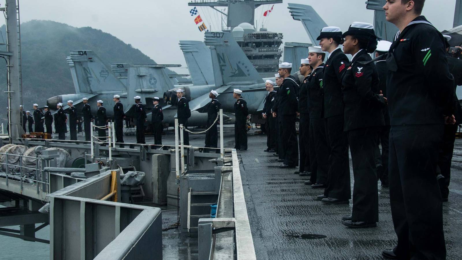 Navy Expands Incentives for Sailors to Extend Sea Duty Tours