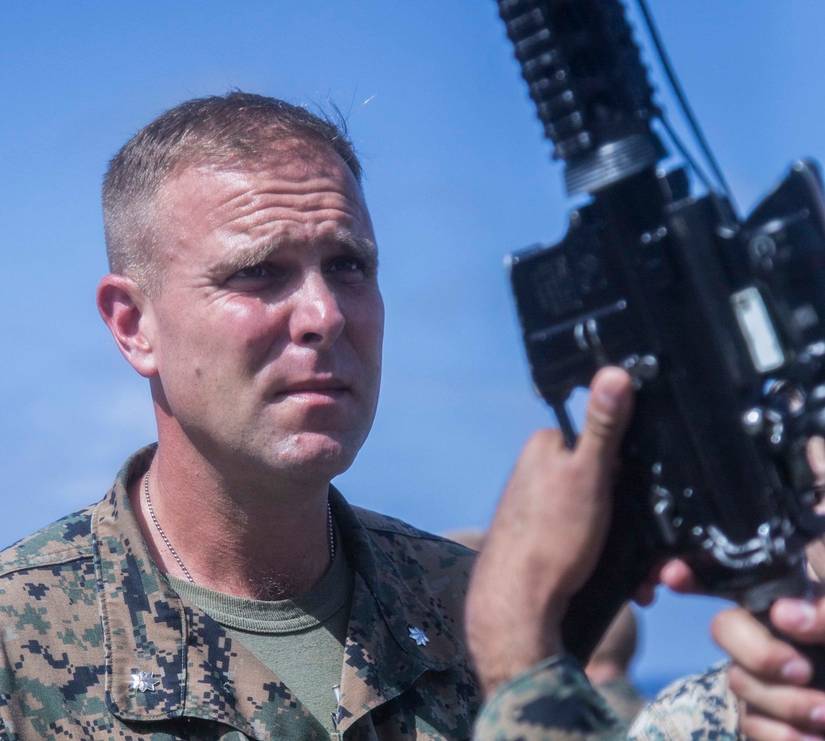 6 Signs That Let Troops Know It's About to Get Real