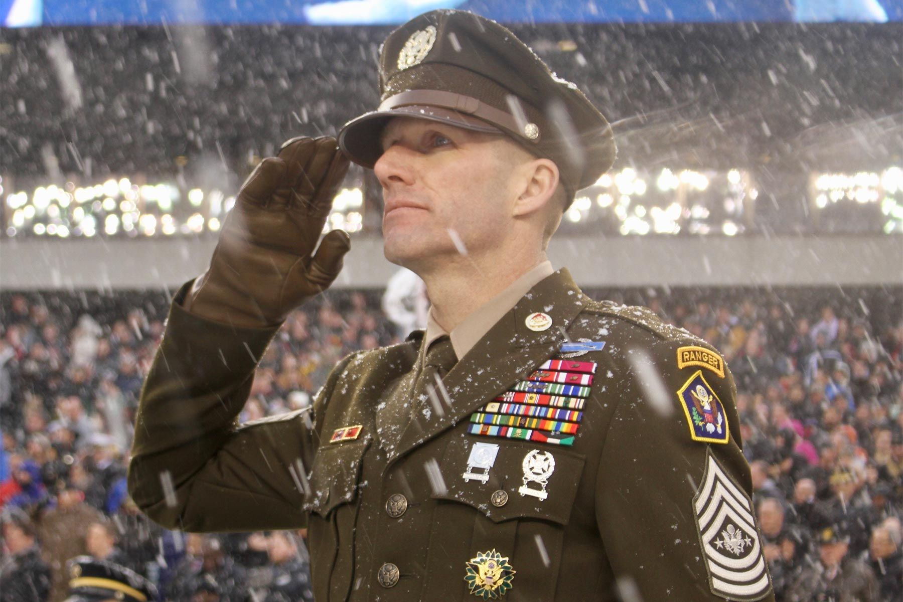 Army's Greens Uniform Won't Be Available Until End of 2020, Company Says