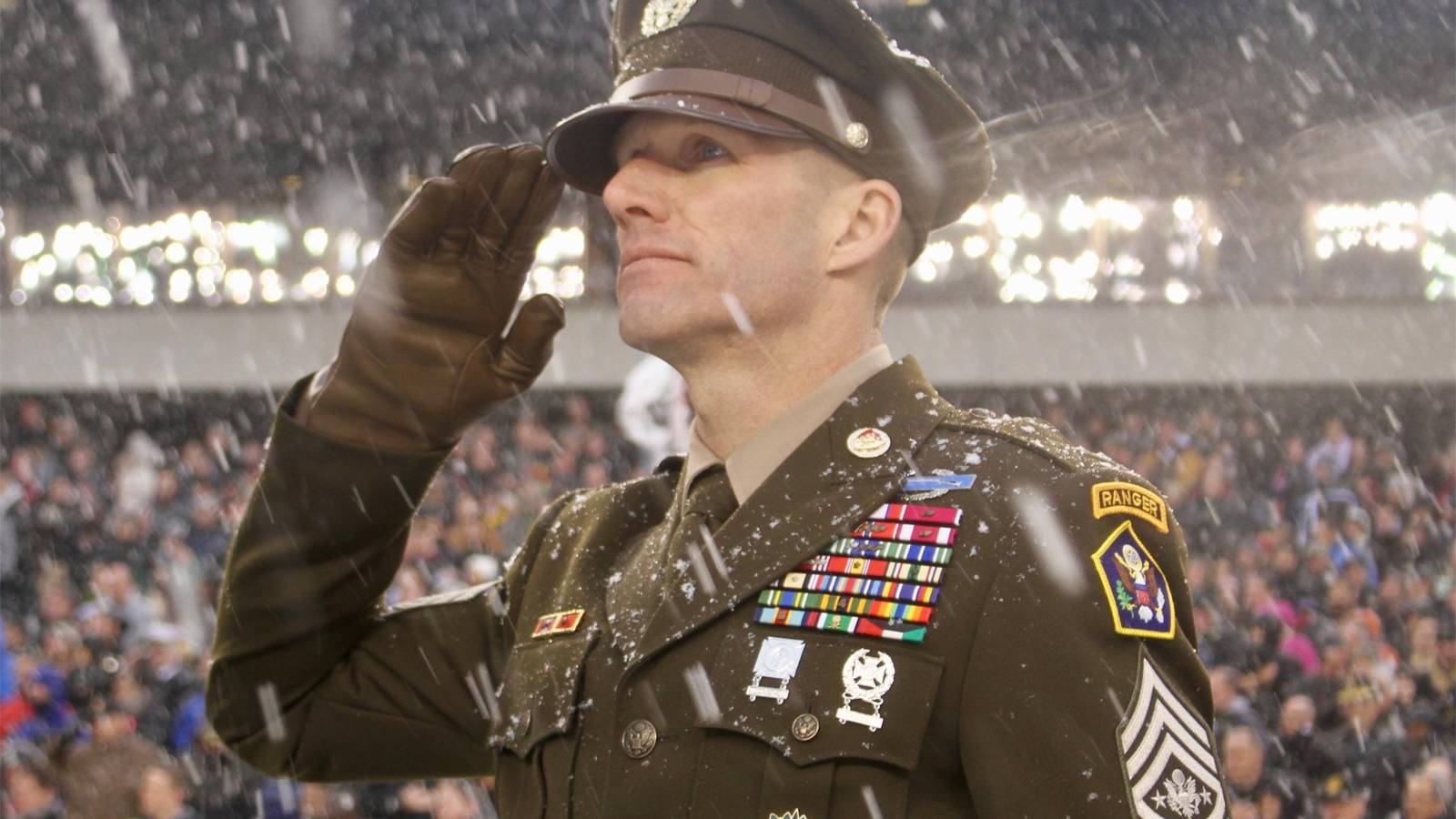 A Few Hundred Soldiers Could Get Their Army Greens This Month A Few Hundred Soldiers Could Get Their Army Greens This Month
