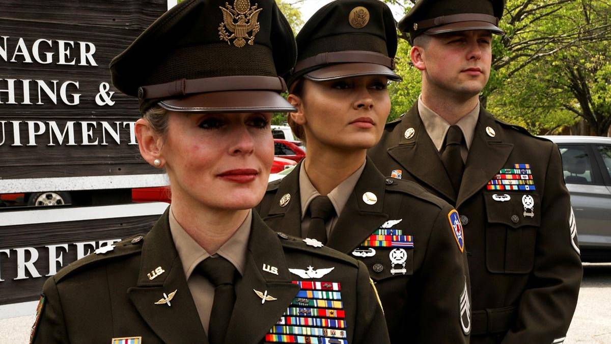 Army Still Tweaking Green Service Uniform as Recruiter Wear Test Gets Underway Army Still Tweaking Green Service Uniform as Recruiter Wear Test Gets Underway