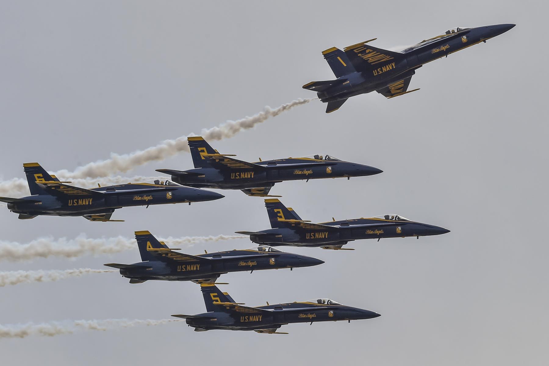 In a First, an F-35 Pilot Is Joining the Navy's Blue Angels