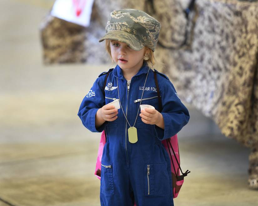 14 Photos That Show Military Kids Are the Very Best