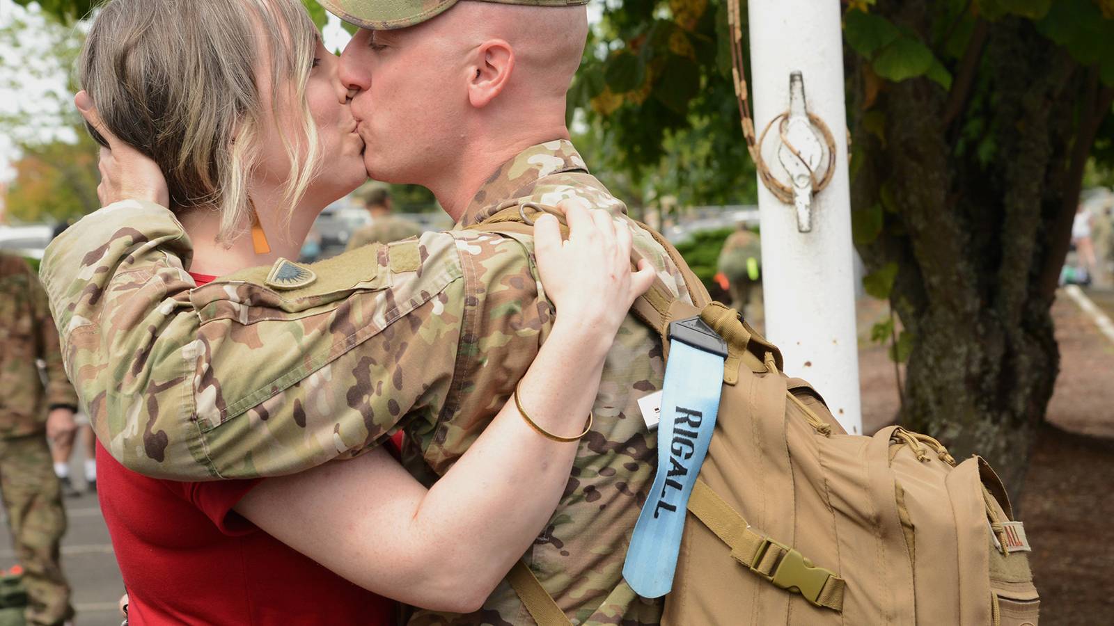 What NOT to Wear to a Military Homecoming What NOT to Wear to a Military Homecoming