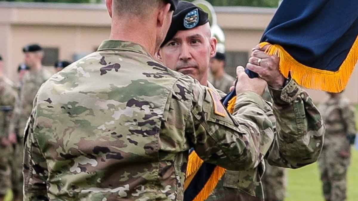 www.military.com