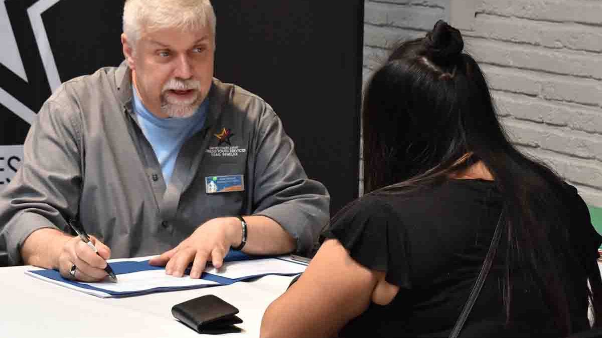 6 Tips for Sharing Strengths and Weaknesses in a Job Interview