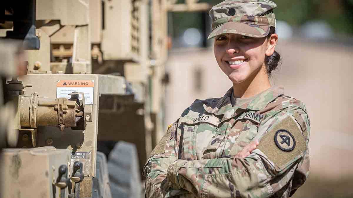 A Longtime Trucker Is Helping Veterans Become the New Generation of Drivers