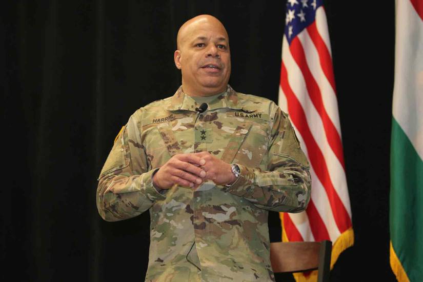 Bodycam Footage Appears to Show National Guard General Shoving ...