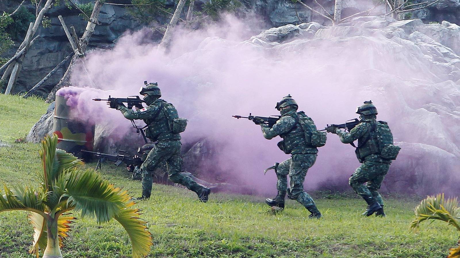 www.military.com