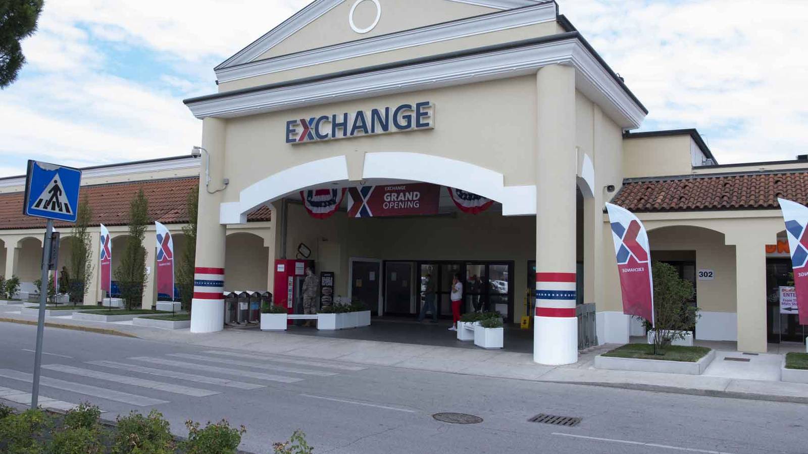No More Late Night Alcohol Sales: Army and Air Force Exchange Stores to ...