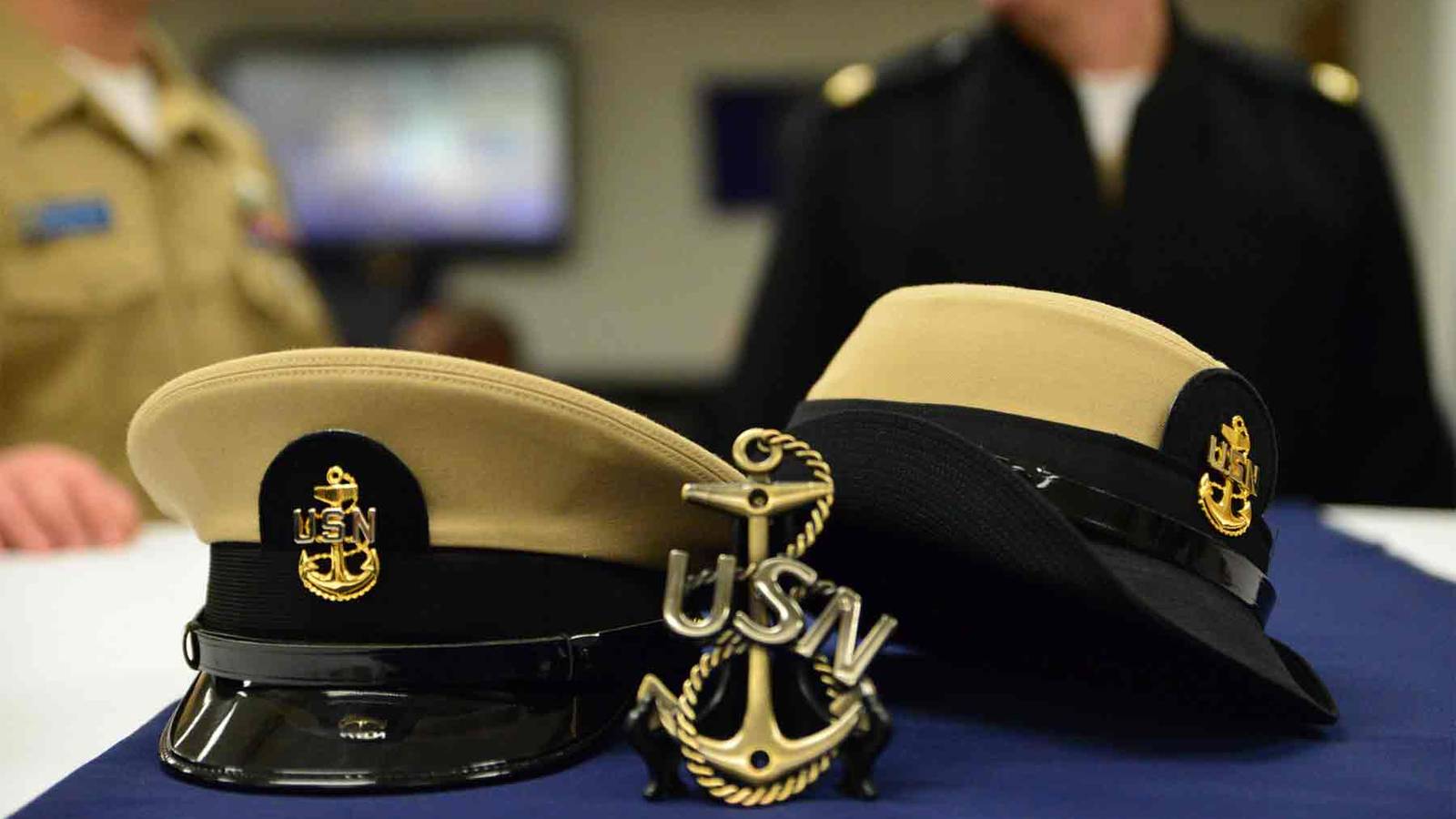 Navy Lifts Ban on Sailors Putting Hands in Pockets, Rolls Out Various New Uniform Changes Navy Lifts Ban on Sailors Putting Hands in Pockets, Rolls Out Various New Uniform Changes