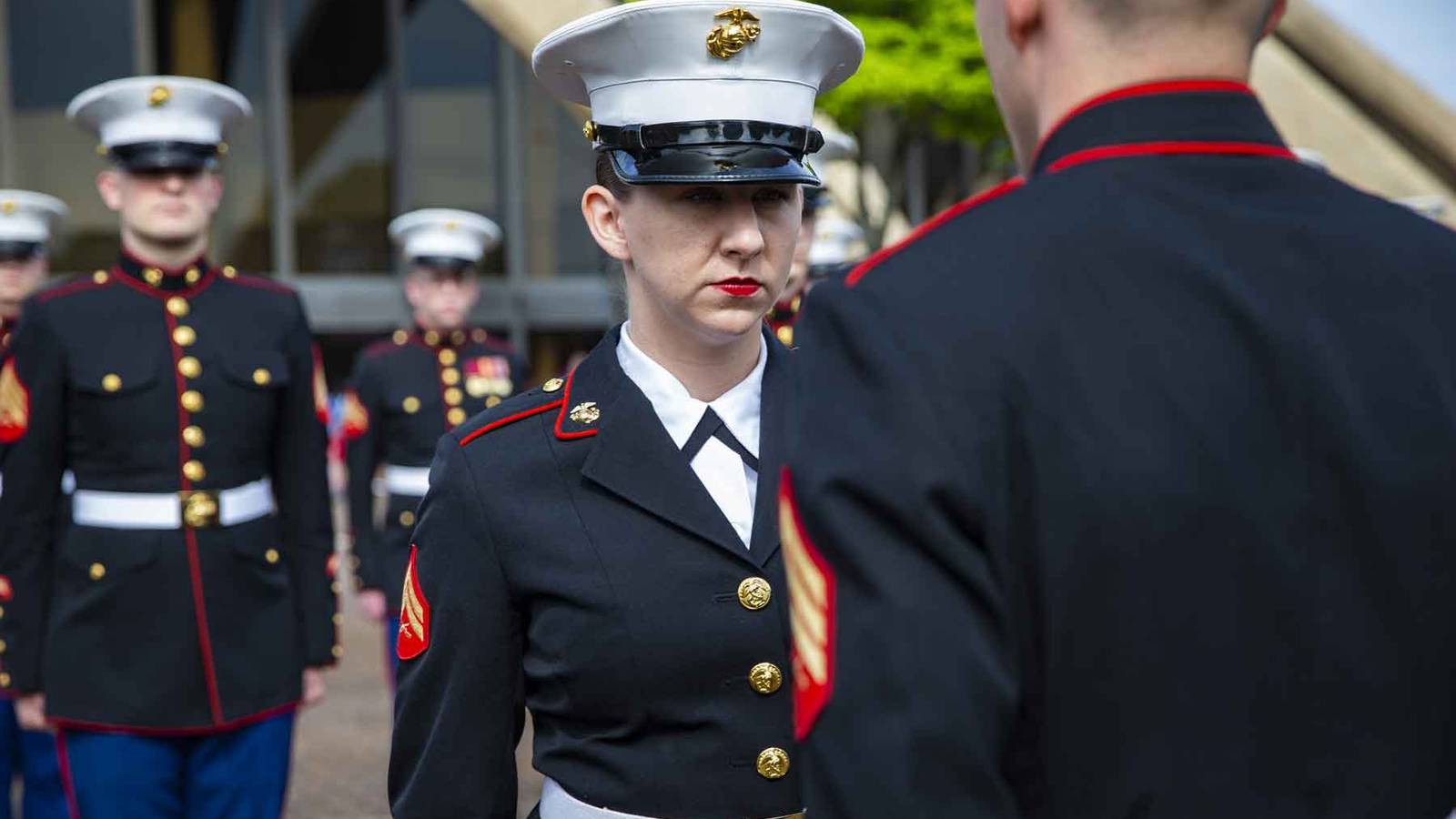 Marine Corps Tosses Hosiery Requirement for Female Marines Marine Corps Tosses Hosiery Requirement for Female Marines