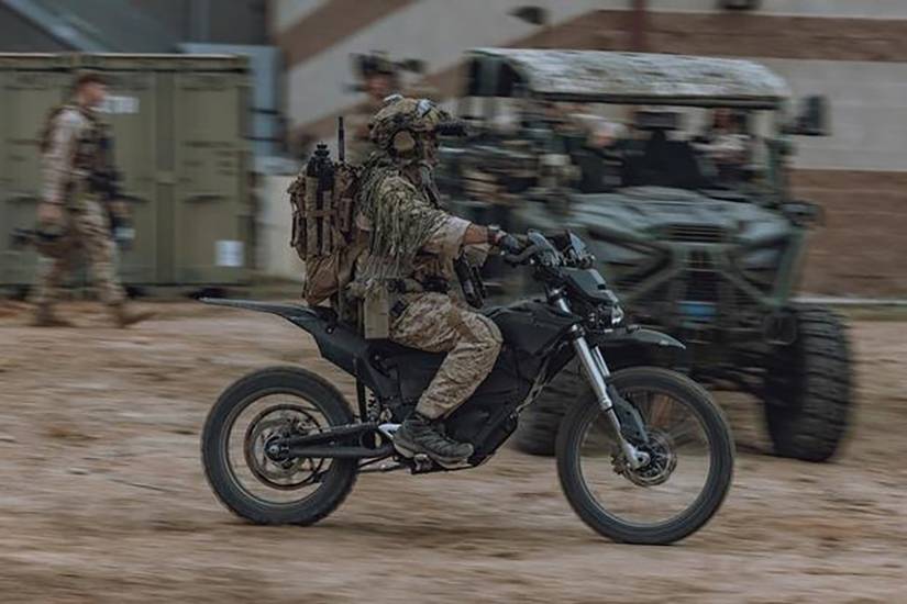 military electric bicycle 750W Long Range Torque Sensor Far Tire Hunting Bike For Adults which lets you track your bikes status Tactical QUIETKAT USA
