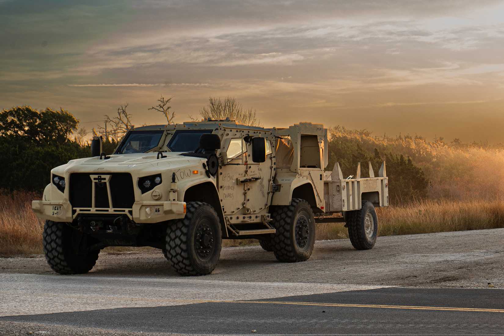 A Reddit Guide to Surviving and Thriving in the JLTV
