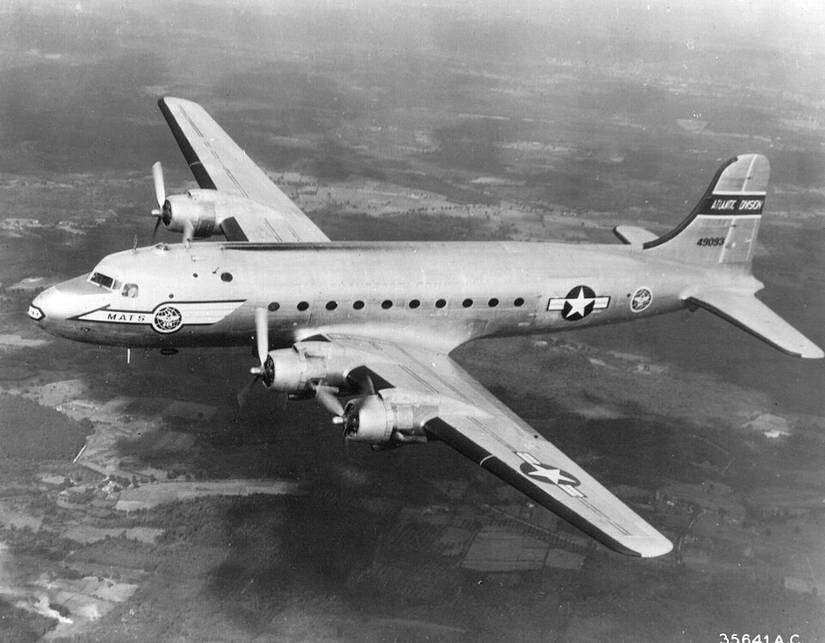 an_usaf_c-54_skymaster.jpg