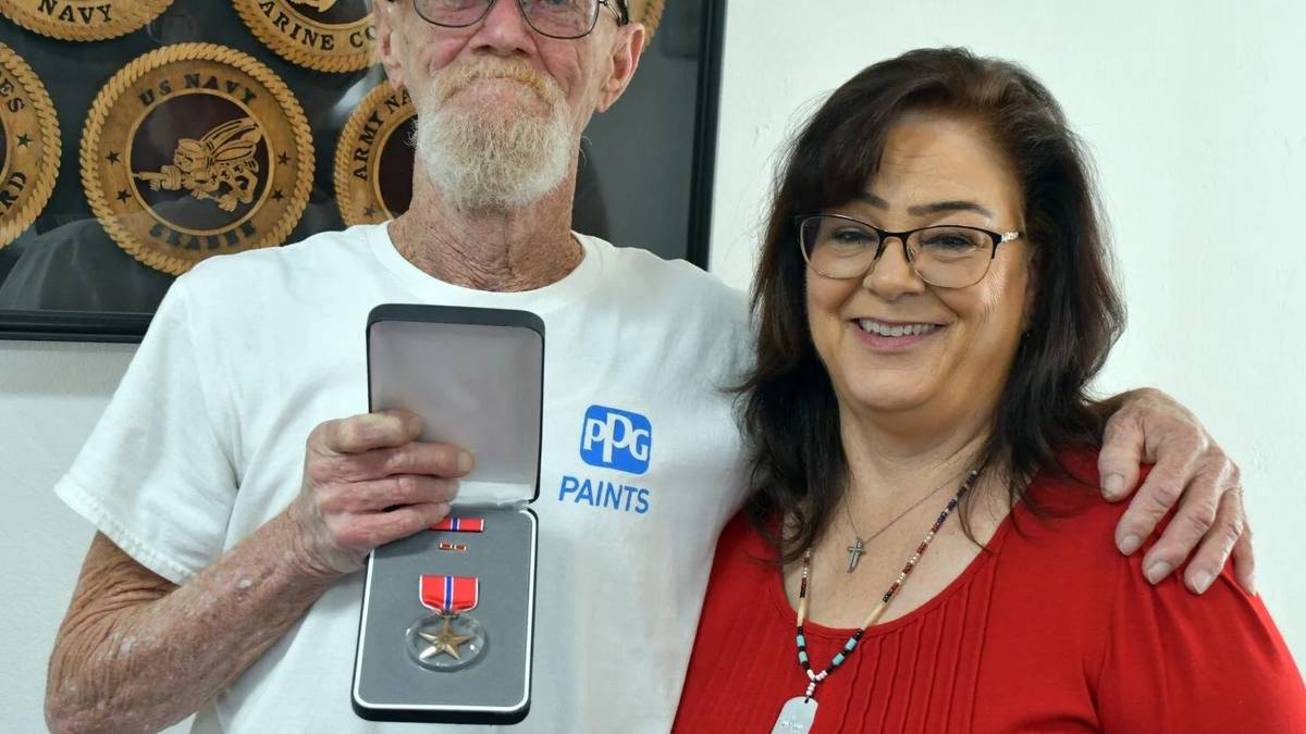 Hamburger Hill Veteran Finally Receives Bronze Star