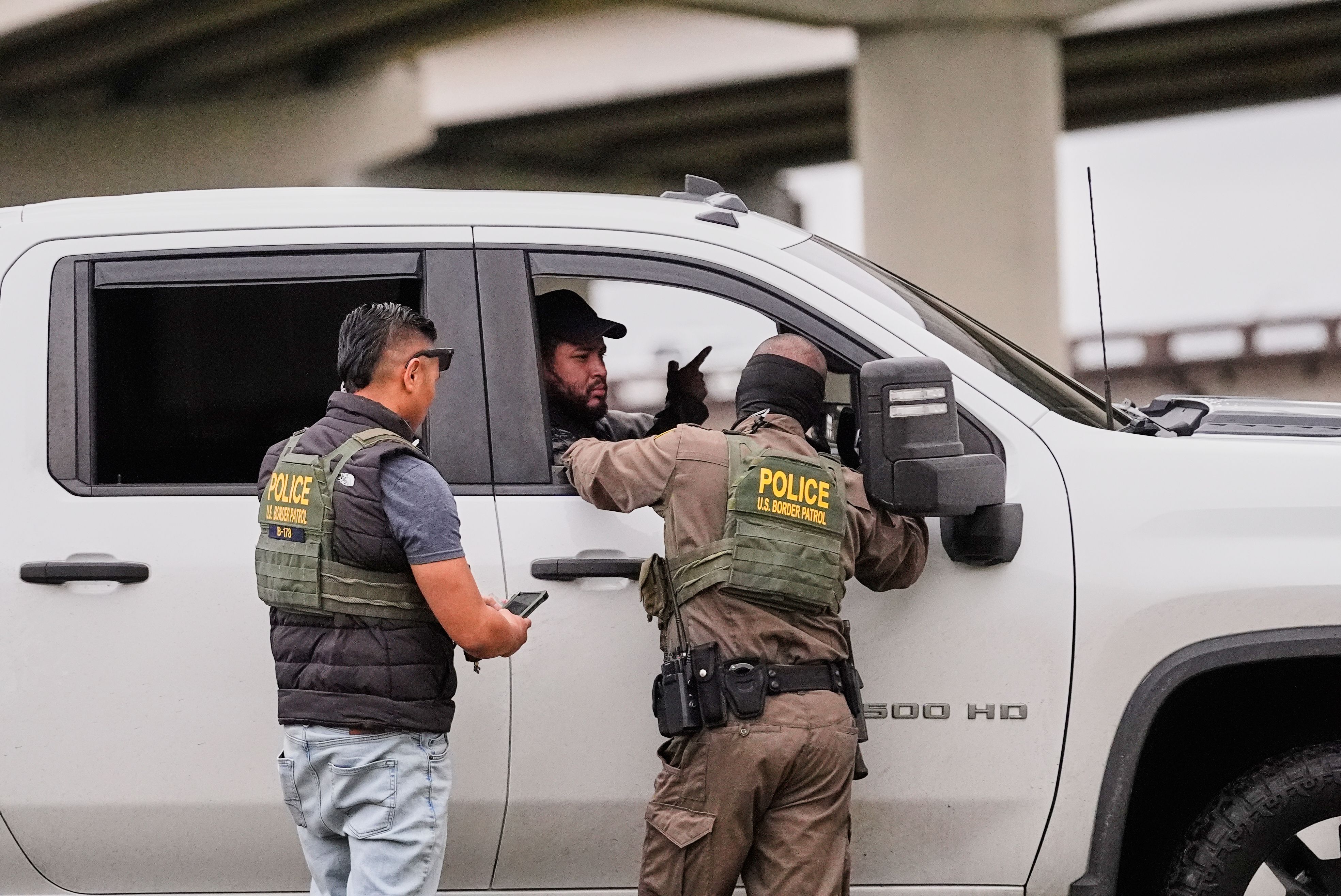 DHS Program Analyzes Americans' Finances to Flag Drivers for Traffic Stops: Report
