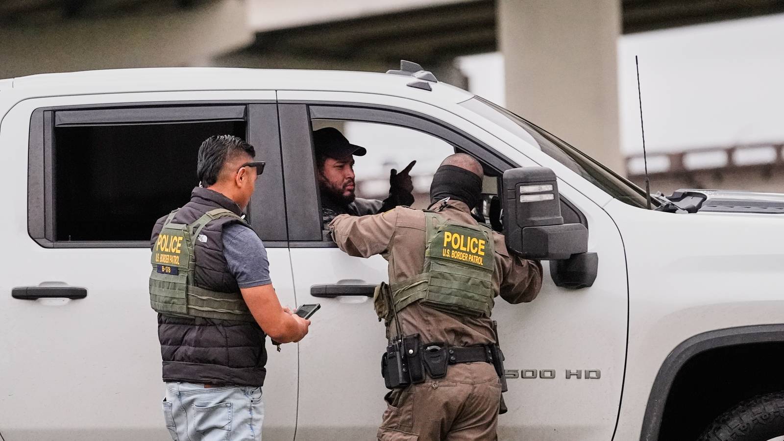DHS Program Analyzes Americans' Finances to Flag Drivers for Traffic Stops: Report