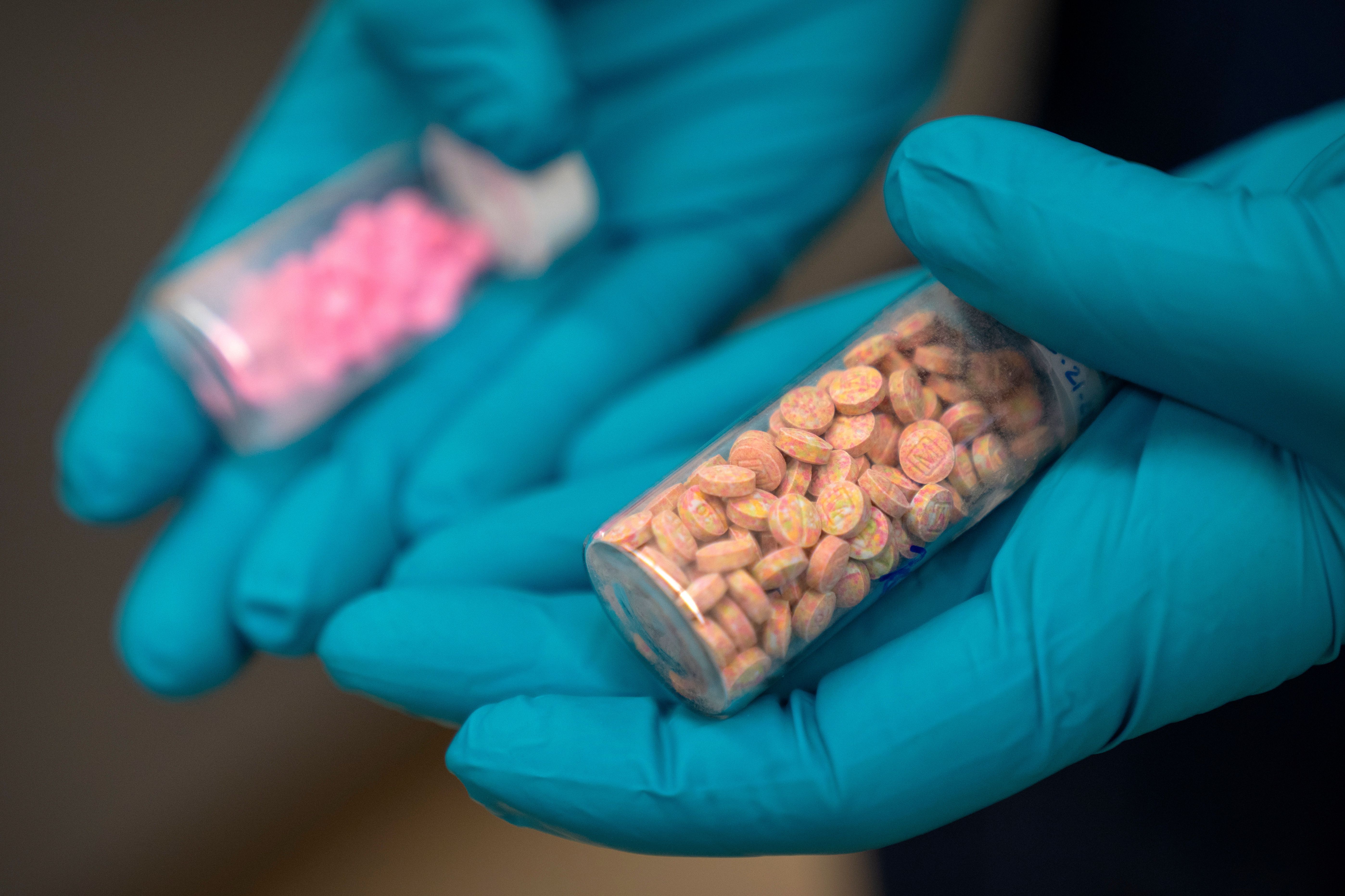 Two Sailors Plead Guilty to Dealing Fentanyl-Laced Pills on USS Abraham Lincoln