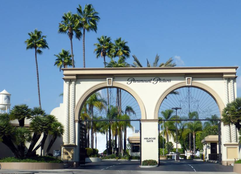 Netflix Walks With $2.8B as Paramount-Warner Bros. Deal Reshapes Media ...
