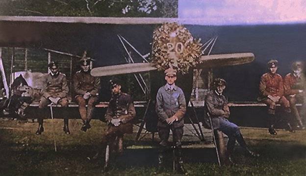 WWI Pilot Took on Nine Germans to Save His Wingman. His Lost Medal of ...