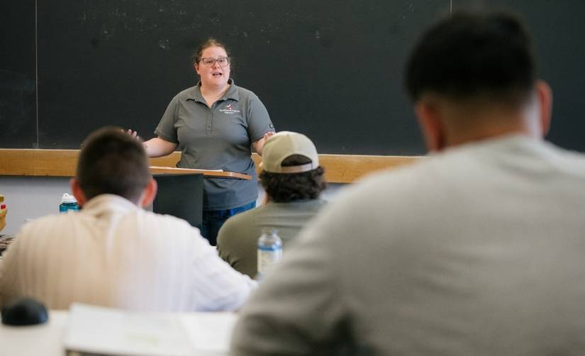 Former Marine Runs Boot Camp to Help Veterans Pursue College Degrees