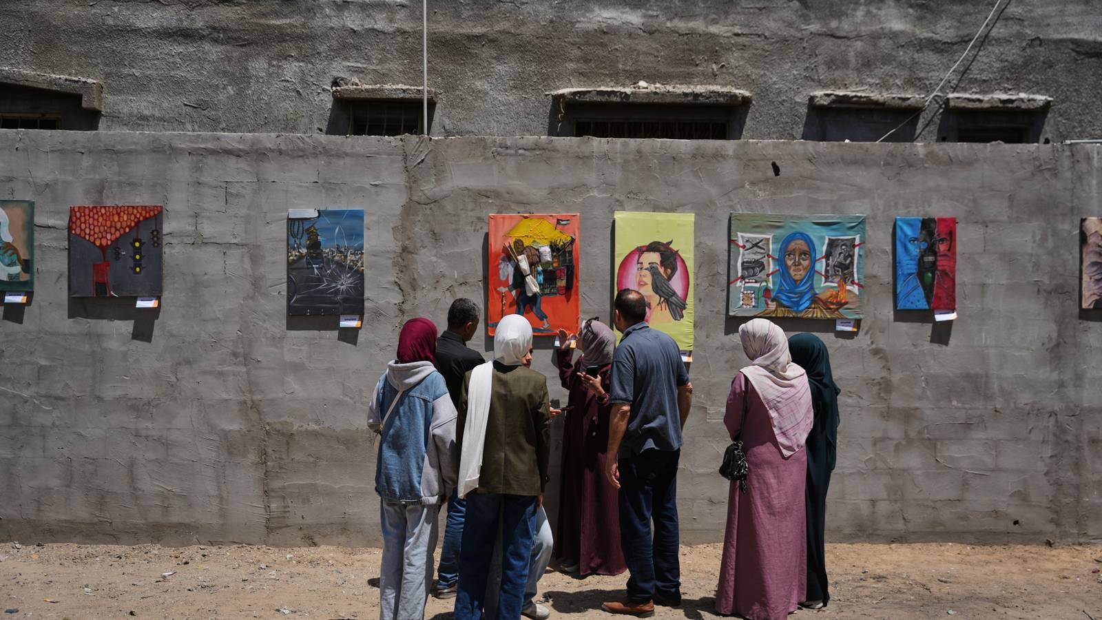 Young Palestinian Artists in Gaza Exhibit Their Impressions of War as a ...