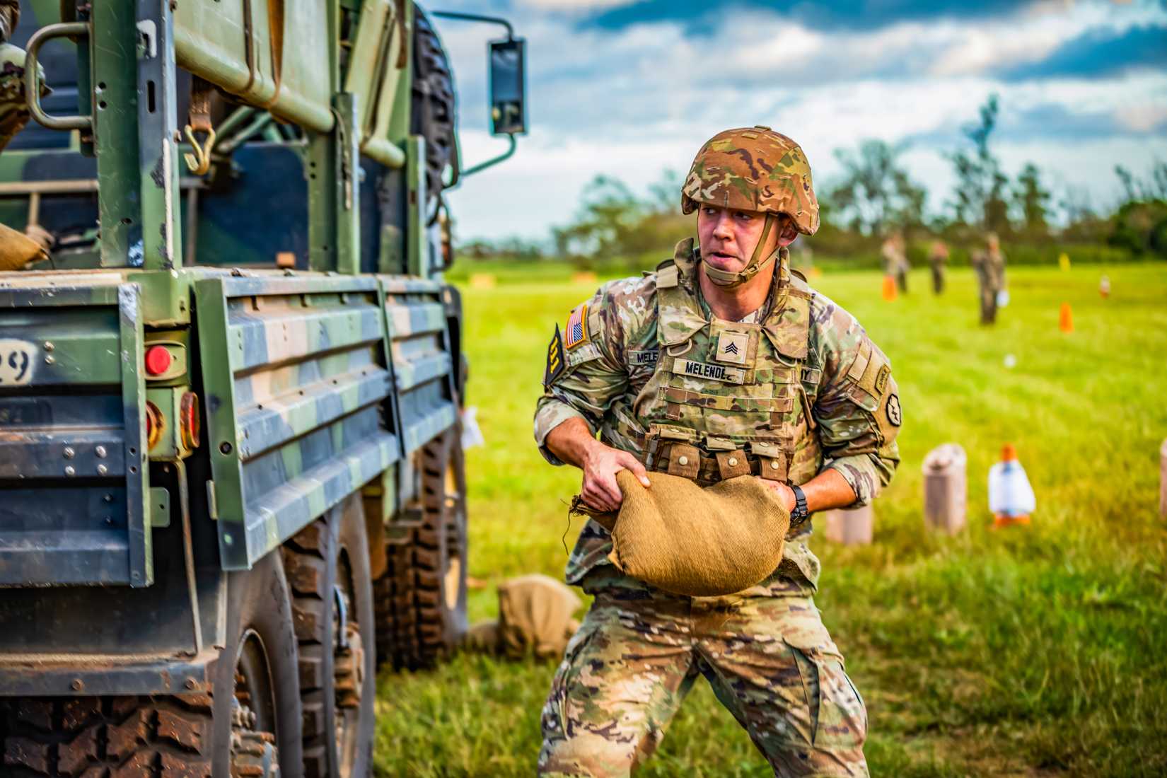 Army sandbag throw event