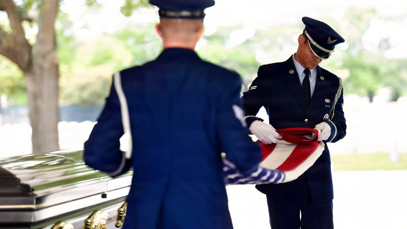 Here Is What the VA Will Provide for a Veteran’s Burial Here Is What the VA Will Provide for a Veteran’s Burial