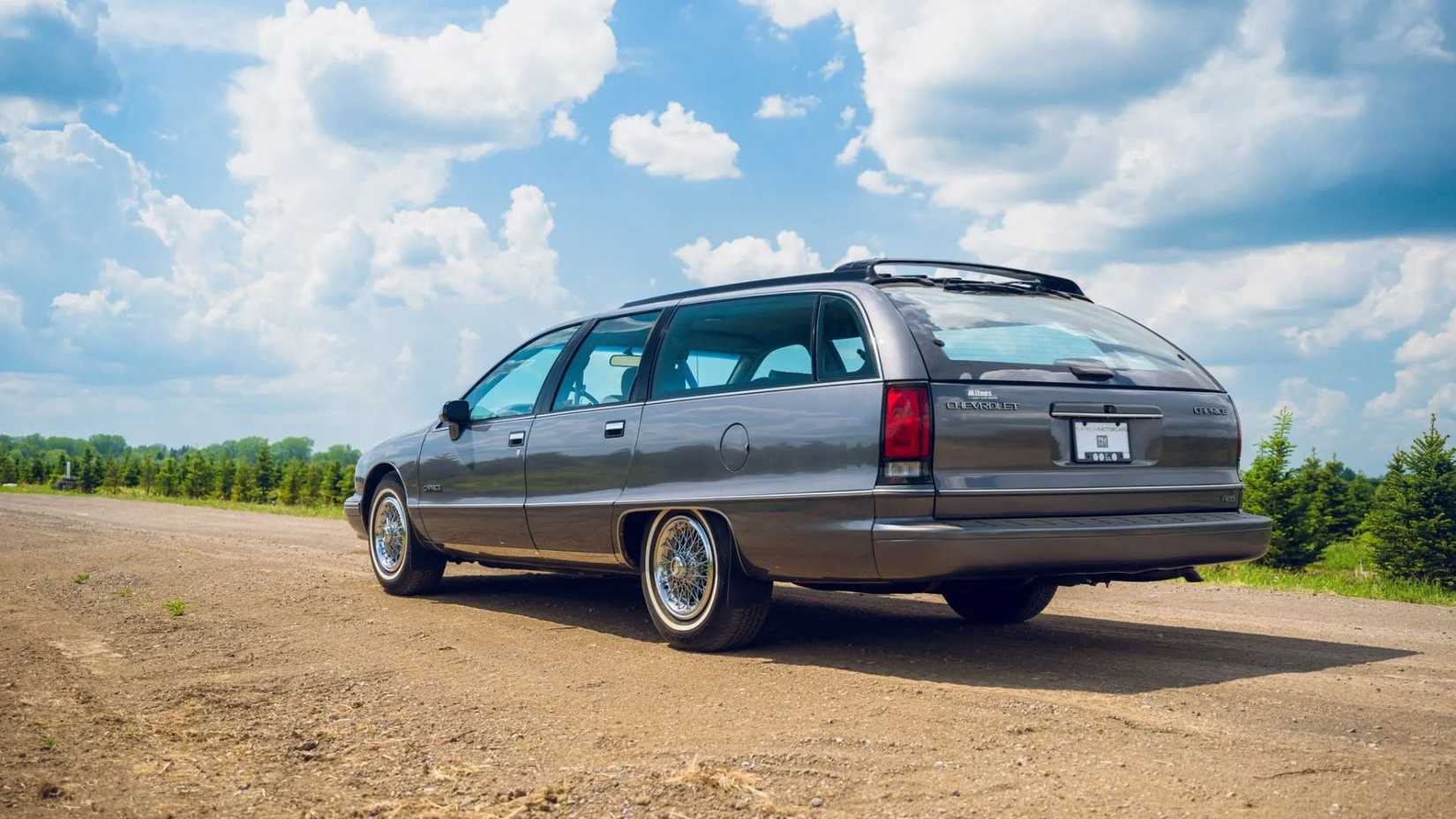 1991-chevrolet-caprice-wagon-bat-3-1