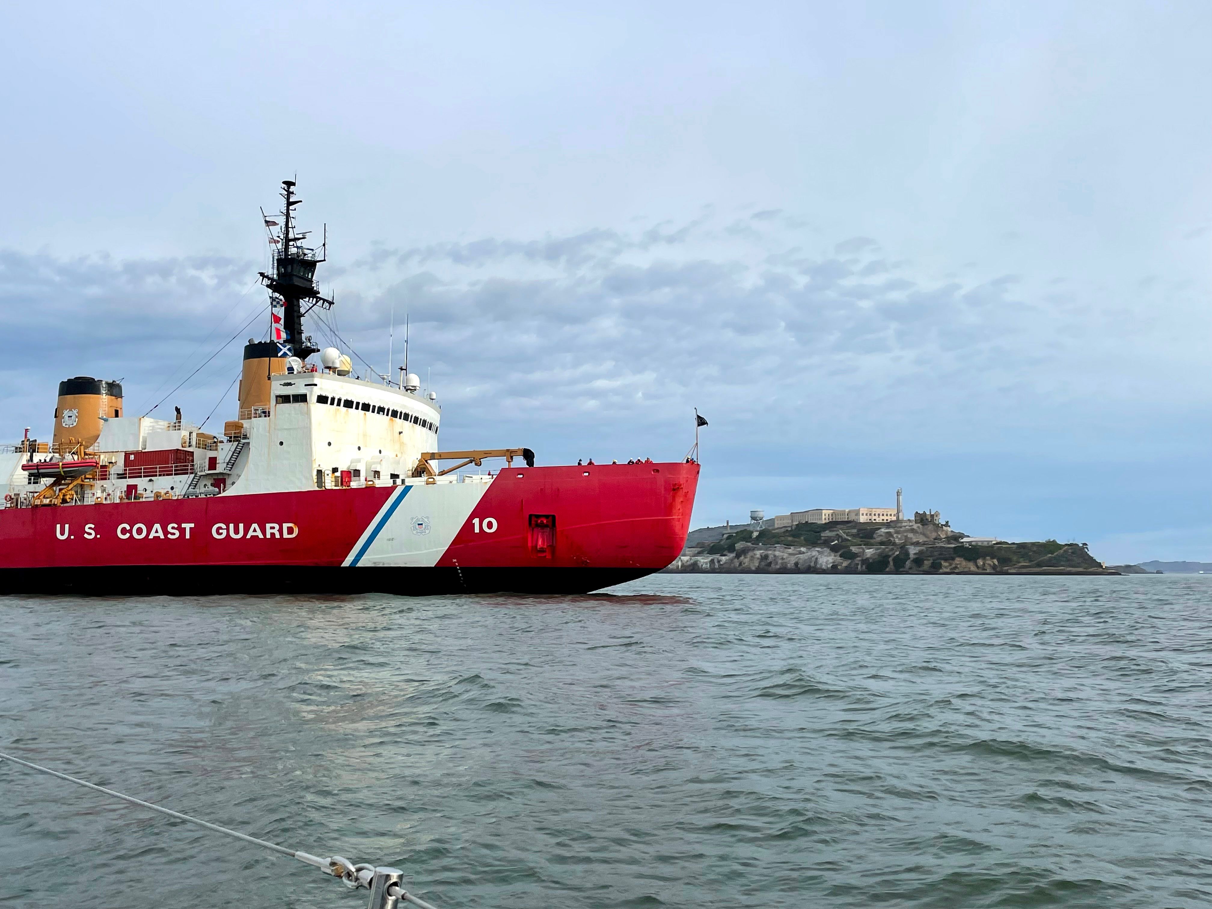 1 Dead, Coast Guard Searches for 3 Missing After 20-Passenger Boat Capsizes