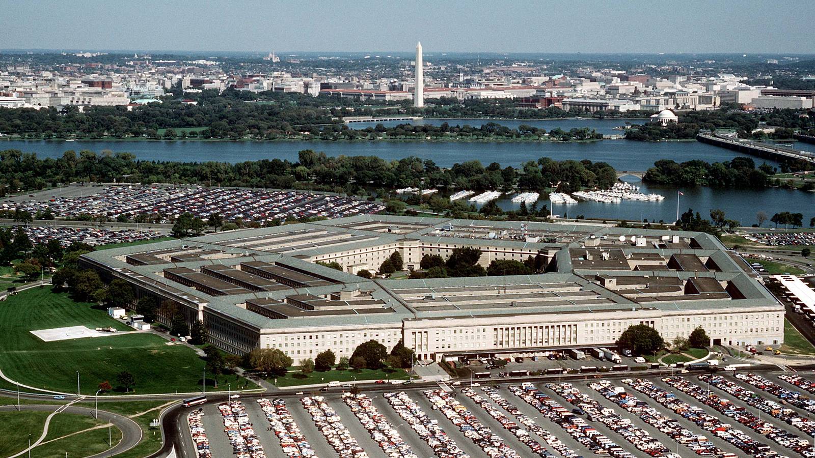 The_Pentagon_US_Department_of_Defense_building