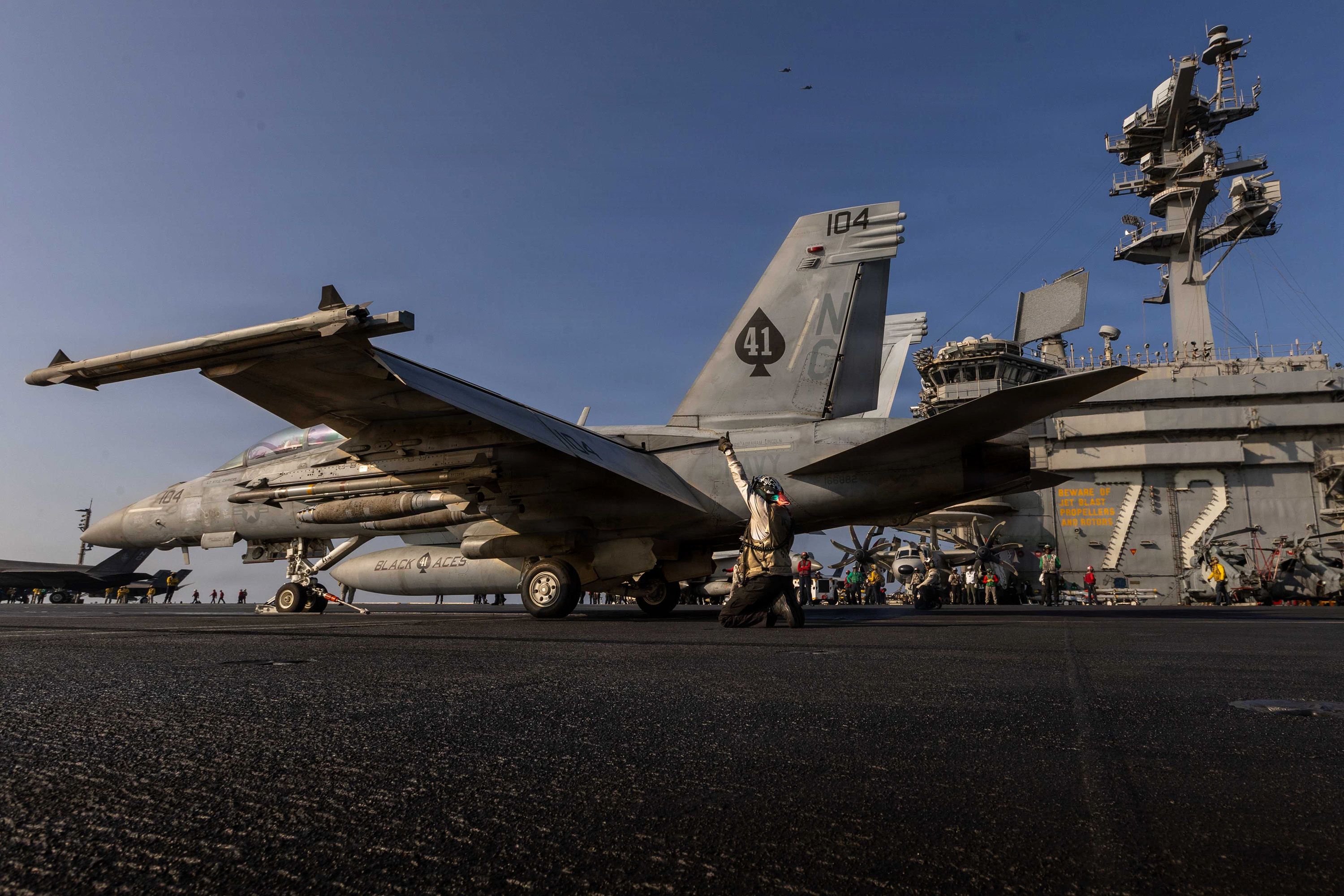 Sixth Day of US, Iran Counterattacks Puts Ceasefire Out of Reach