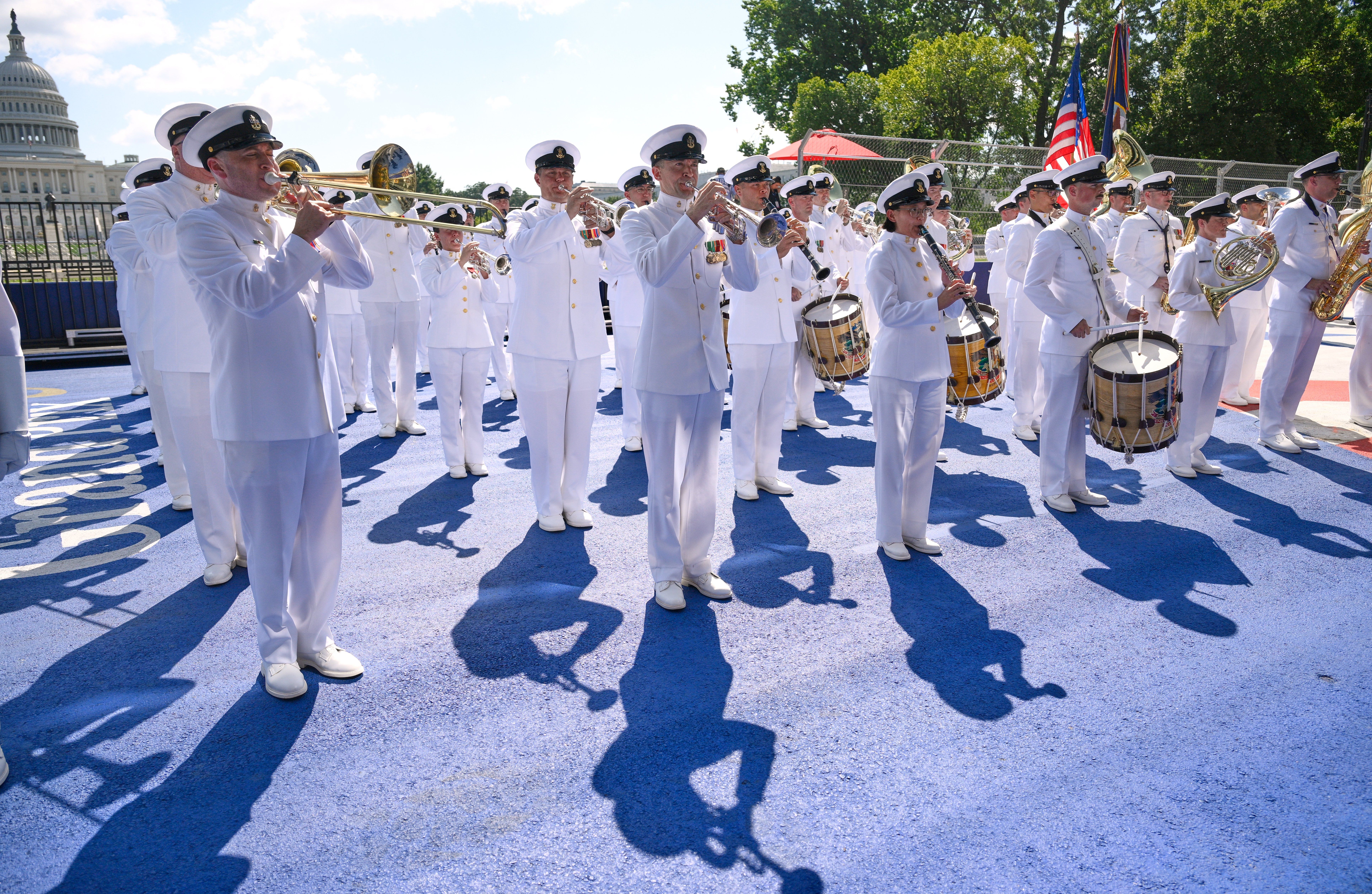 Navy Failed to Protect Pilots From Brain Injuries, New House Report Claims