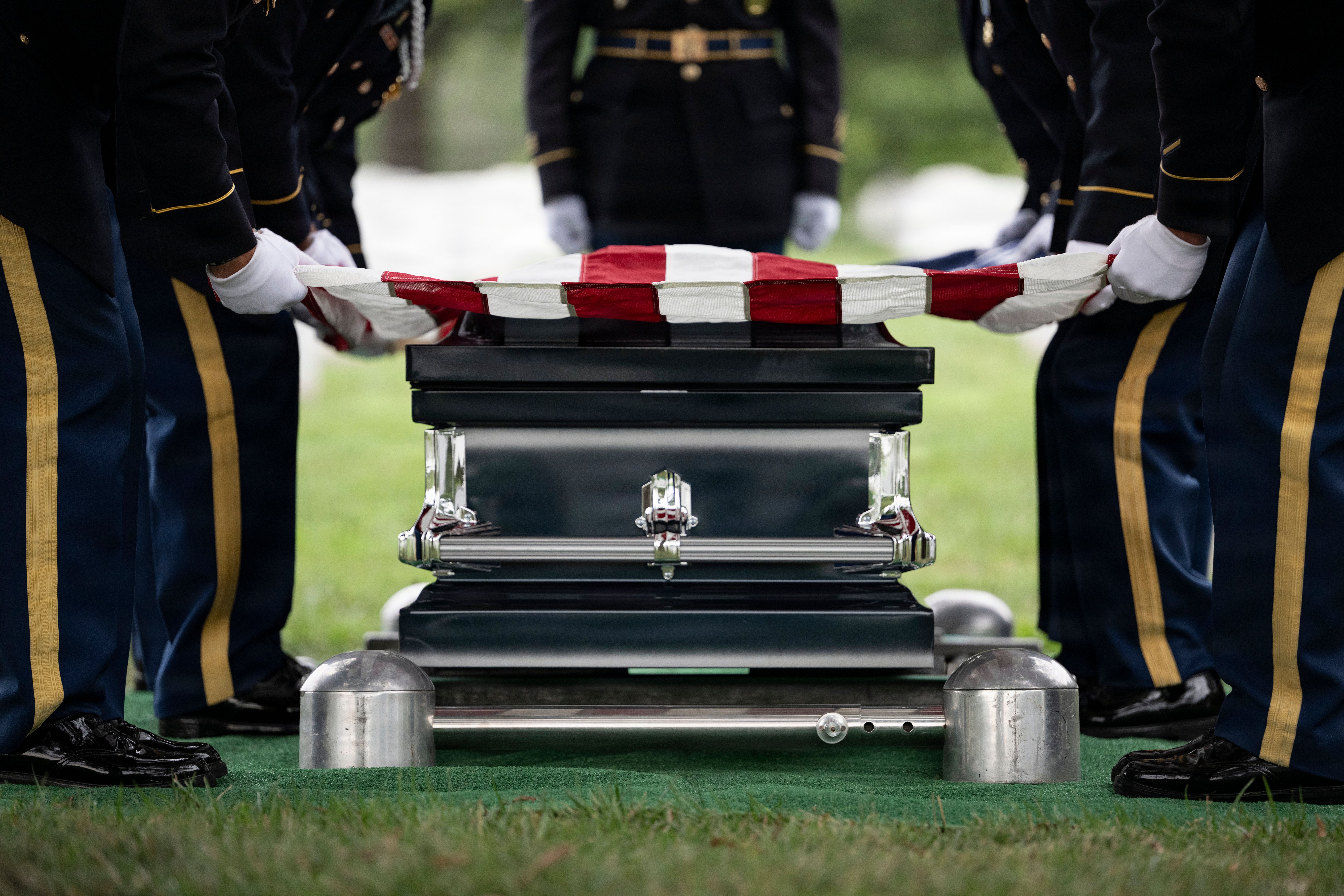 Army Warns of 'Heartless' Funeral Scam Targeting Deceased Veterans' Families