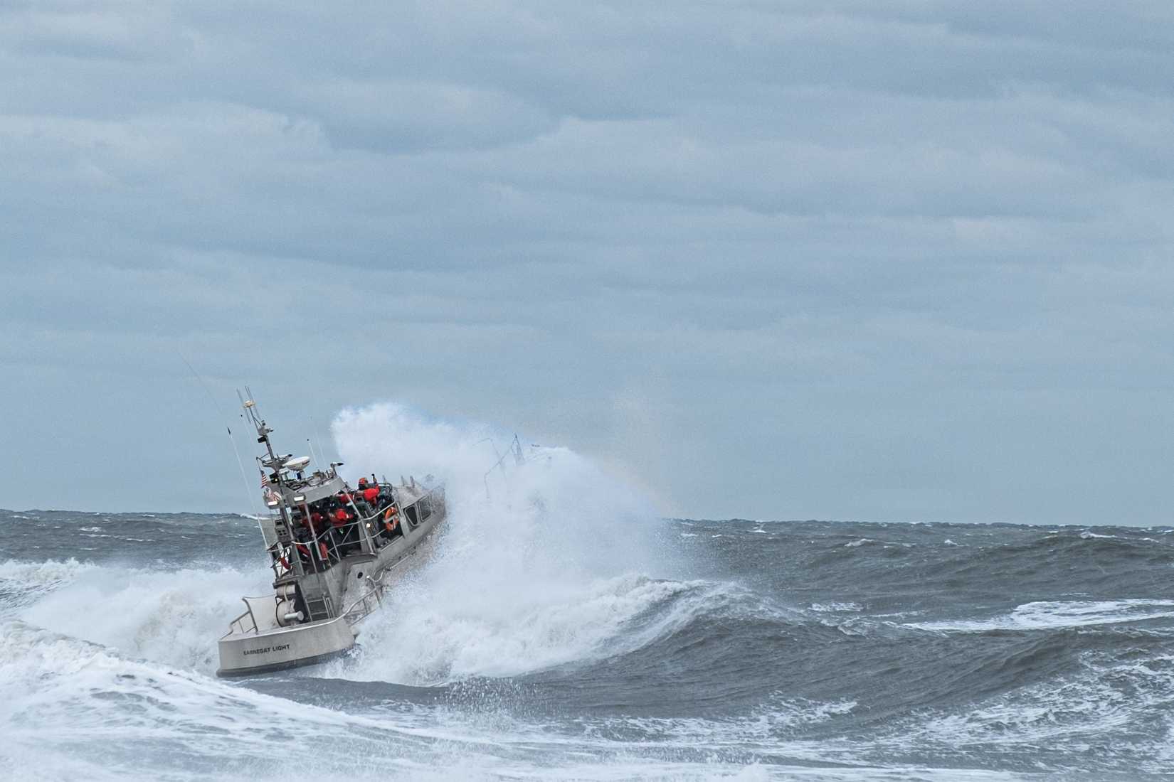 Coast Guard Commandant Lunday Warns of TBI Risk From High-Speed Craft
