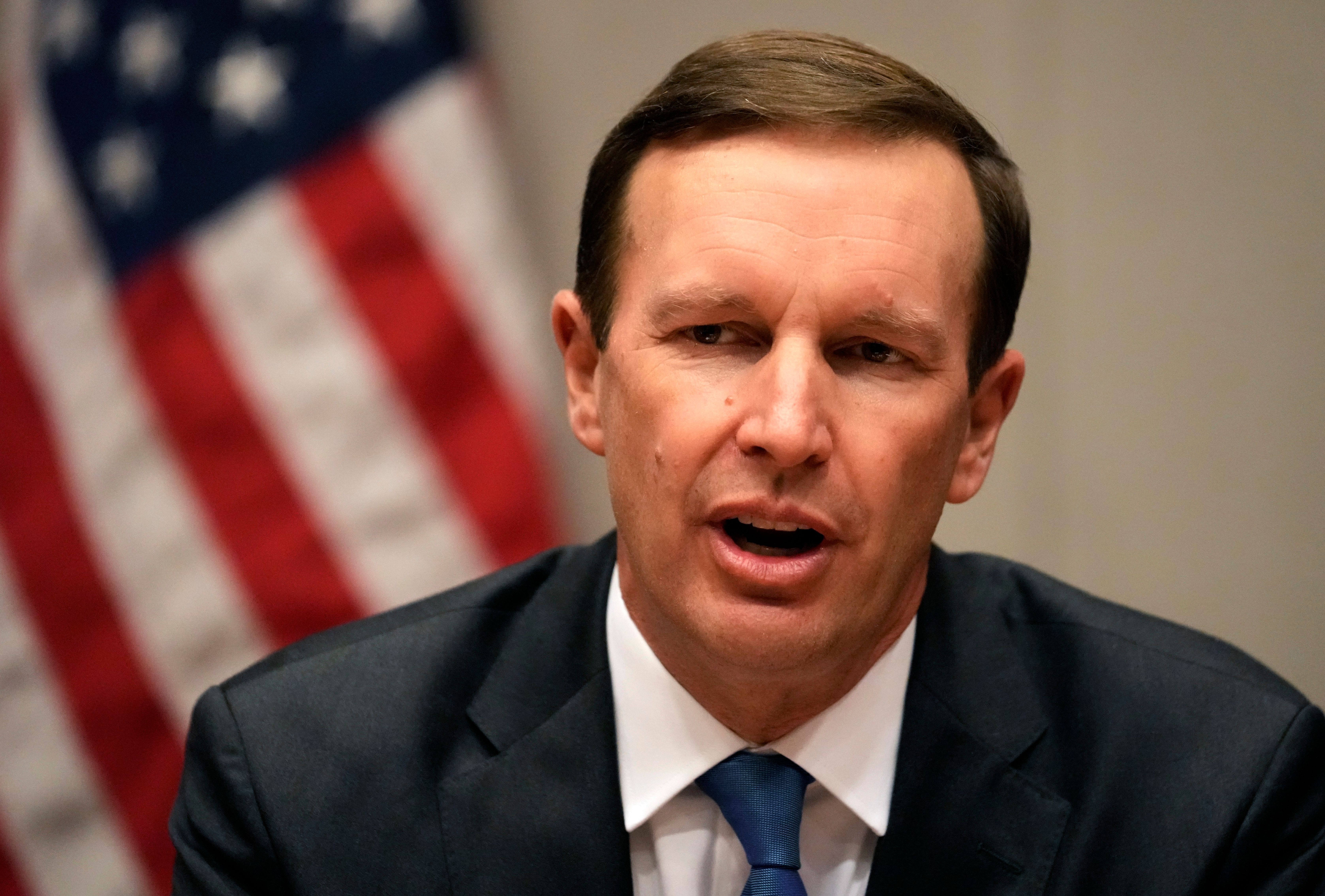 Pentagon Says US Senator Denied Access to Air Base in Qatar Due to Travel Restrictions