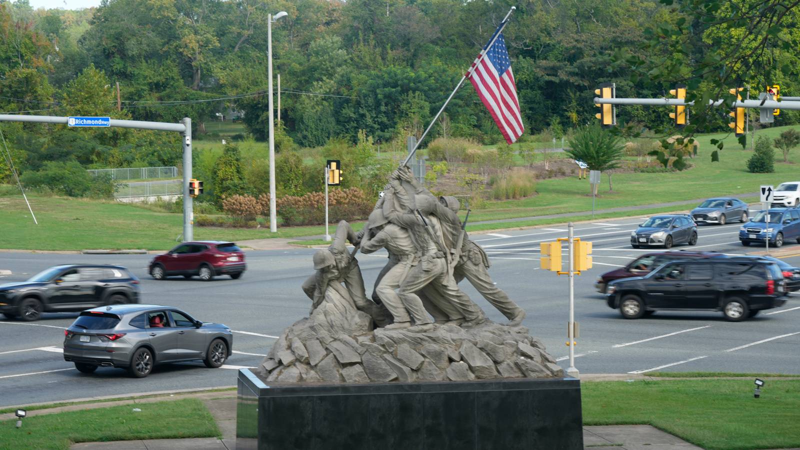 www.military.com