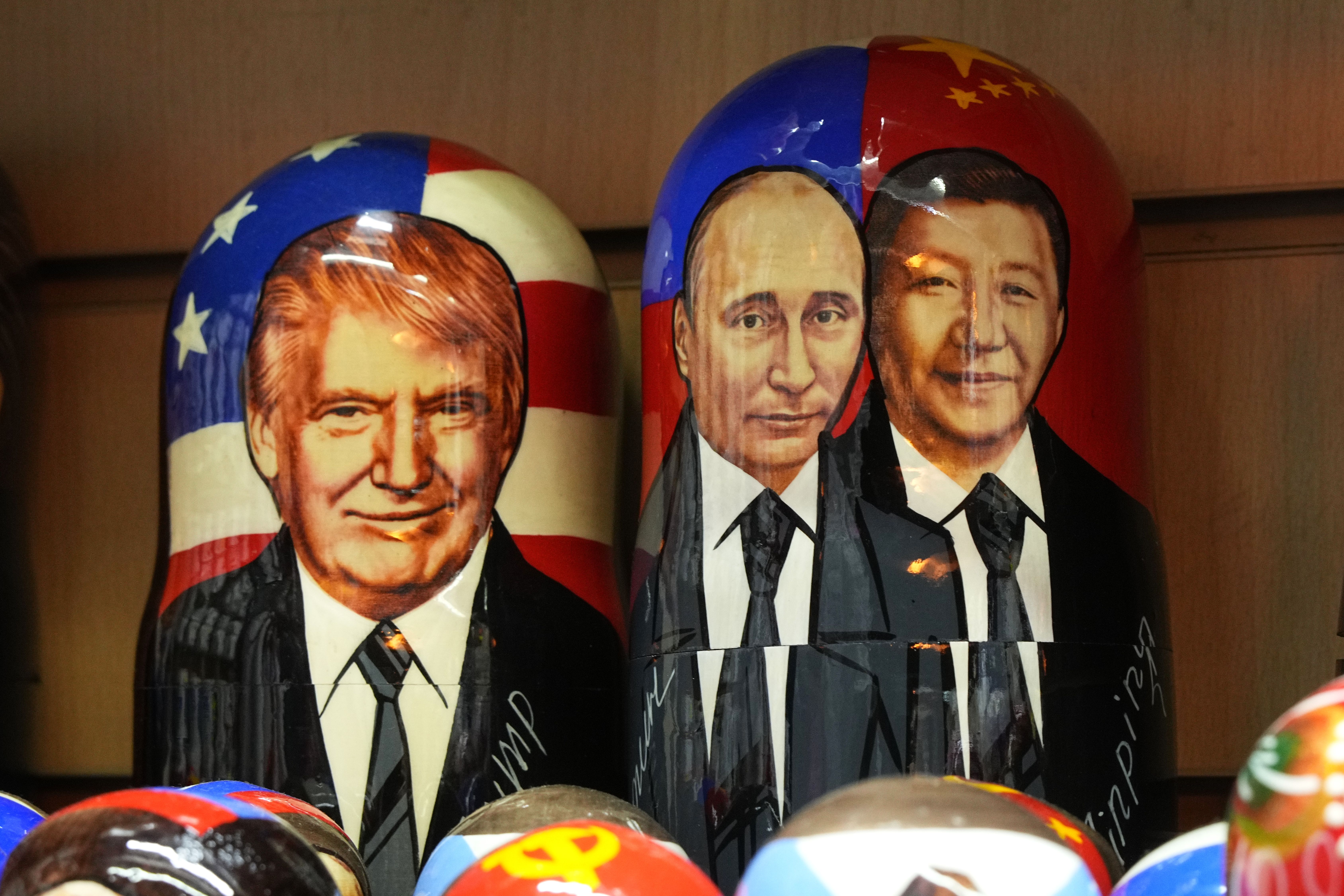 Former Army Generals Warn Trump Against US Siding With Russia Over Ukraine