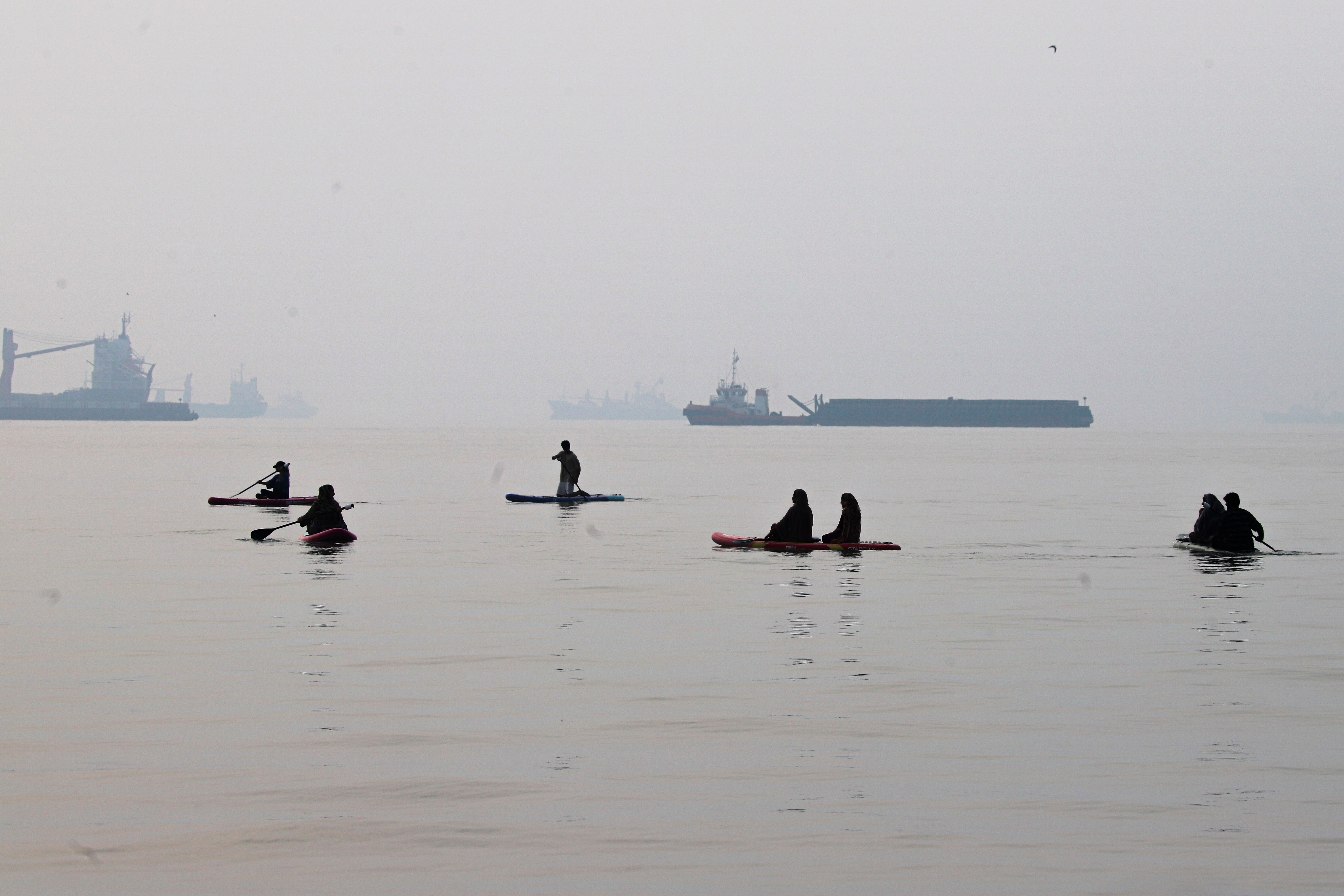Iran Says 3 Tankers Strike Mines and Catch Fire in Strait of Hormuz, and Other Mideast News