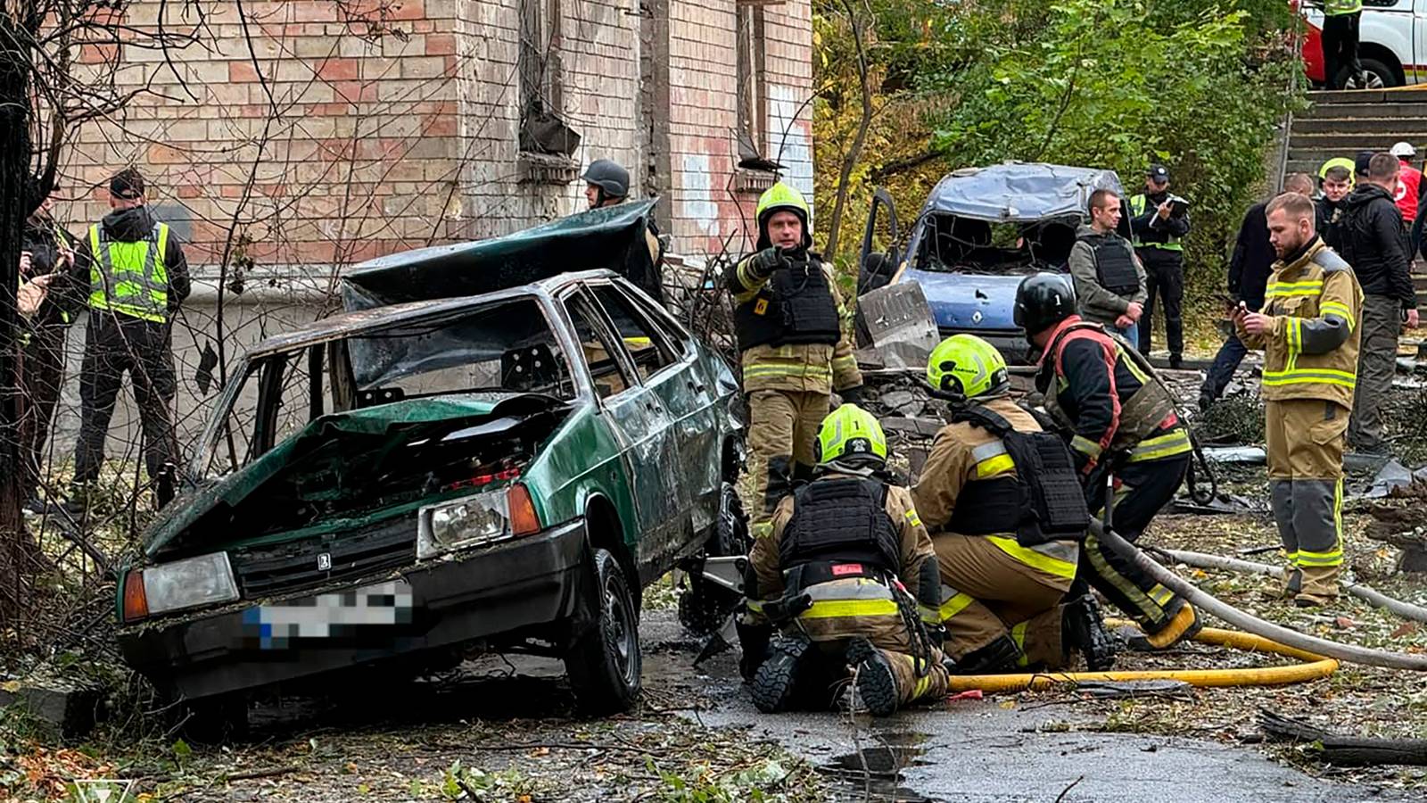 Ukraine Resumes Attacks on Russian Oil Refineries, Officials Say, as US Relations Teeter