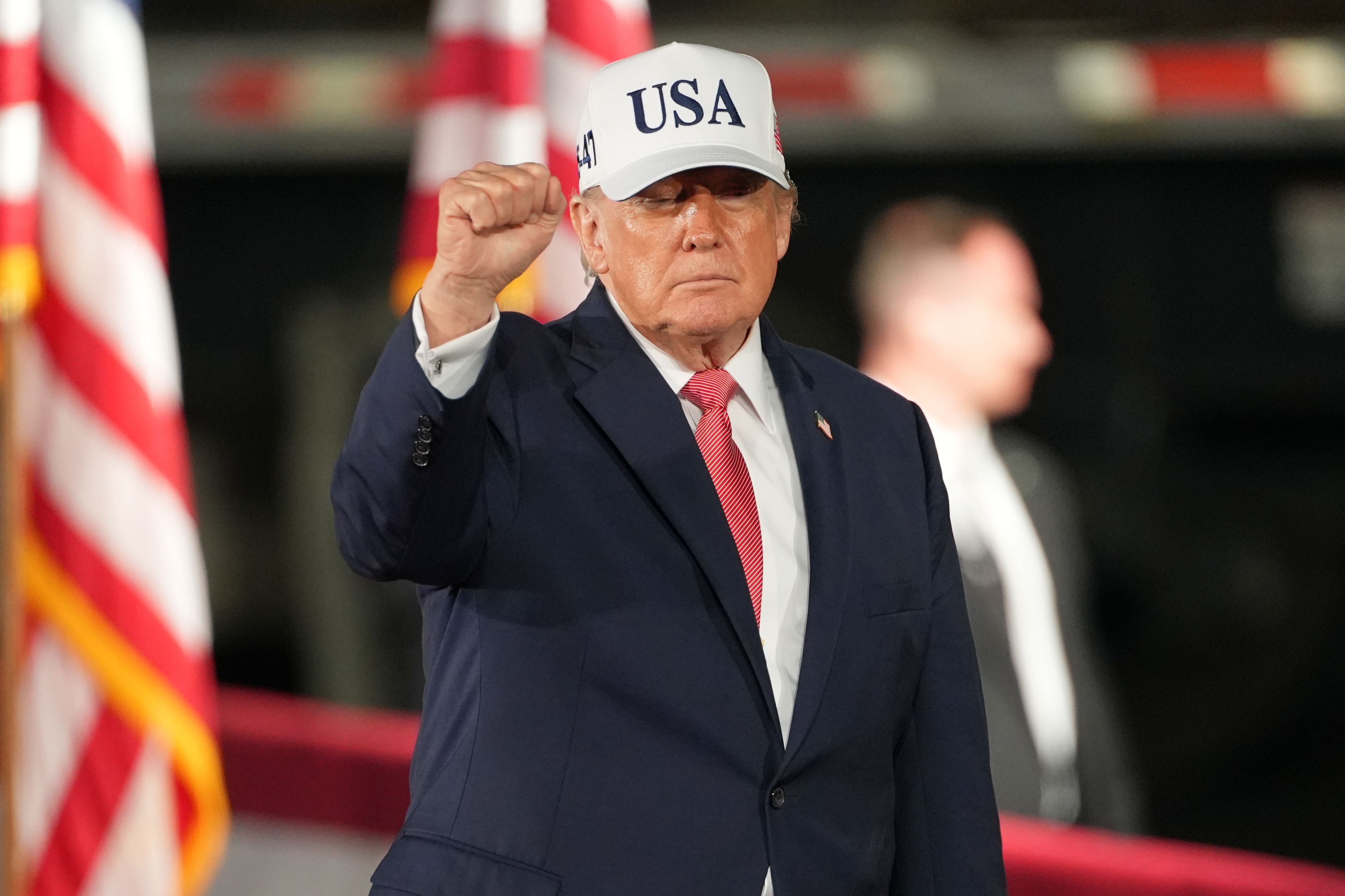 Trump Says 'No Money' Going to Camp Lejeune Toxic Water Victims' Claims if GOP Loses Midterm Elections
