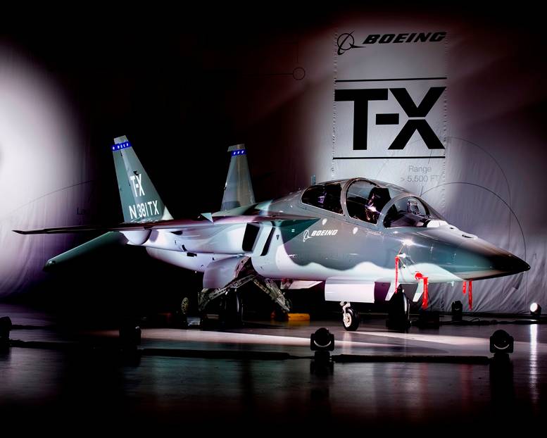 PHOTOS, VIDEO: Boeing Unveils T-X Design