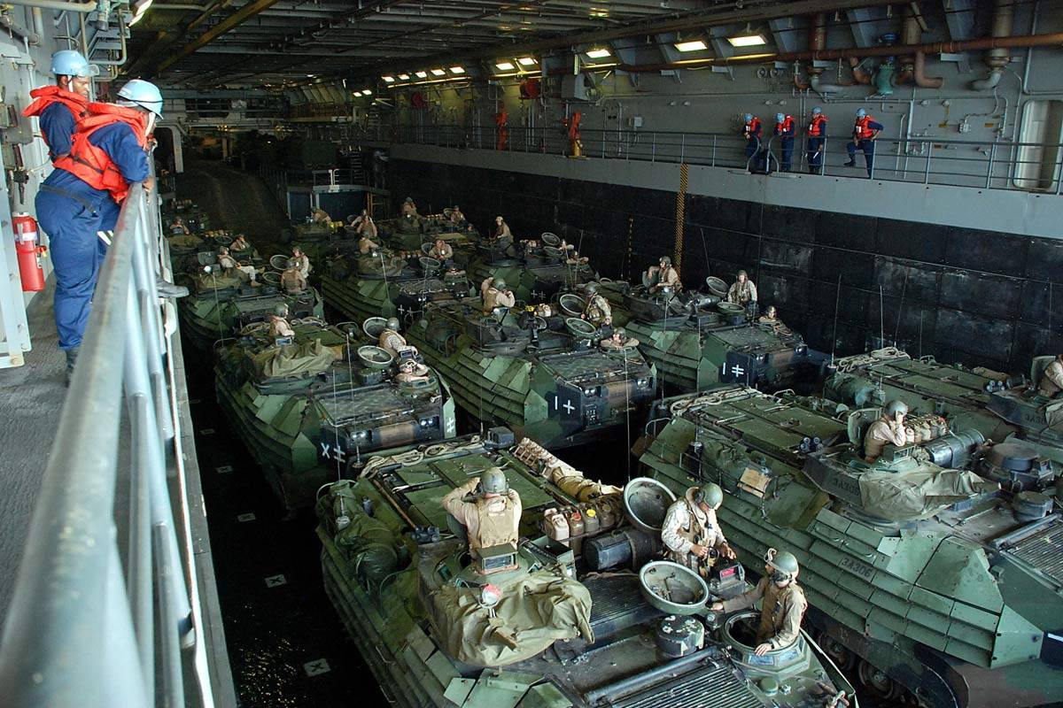 AAV7 Amphibious Assault Vehicle