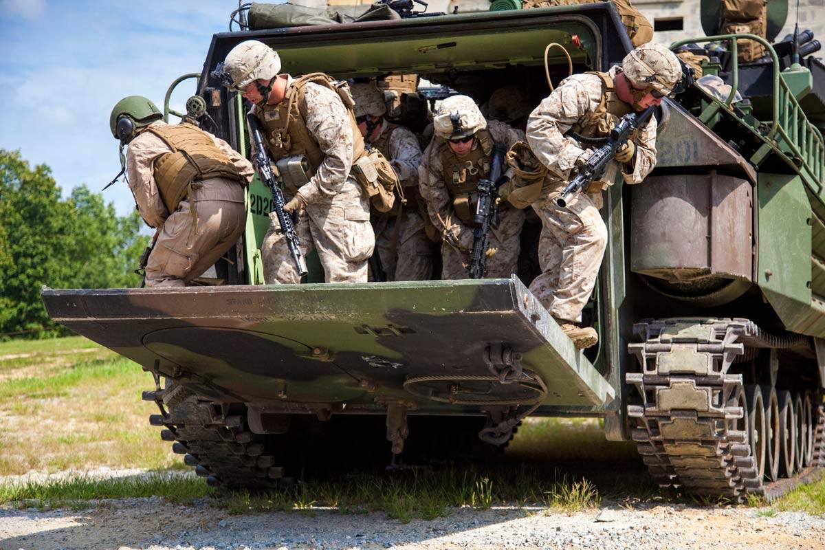 AAV7 Amphibious Assault Vehicle