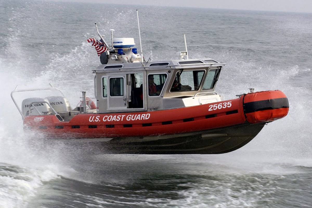 25-foot Defender Class Boat