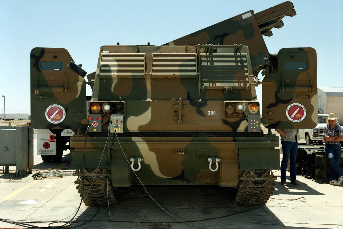 M270 Multiple Launch Rocket System