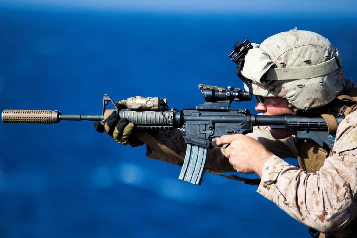 Standard Issue Army Rifle M4 Carbine | Military.com