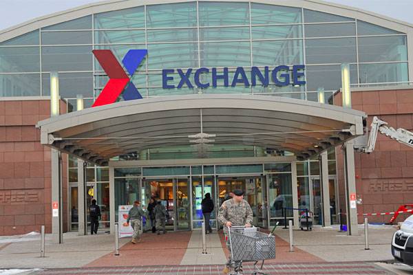 Pentagon to Open Online Exchange Shopping to Vets in 2017