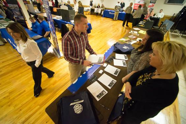 Navy veteran at American Legion Job Fair
